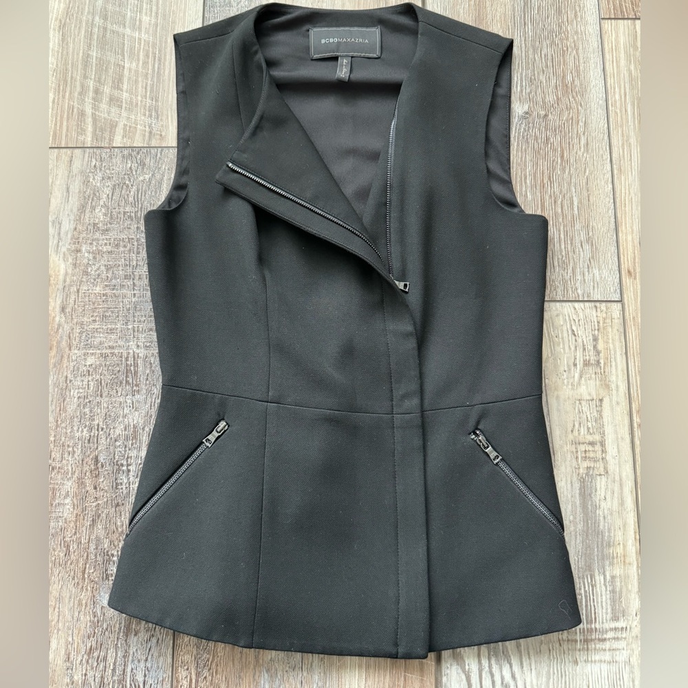 BCBG Black Pepulm Zip Detail Top Size XS
